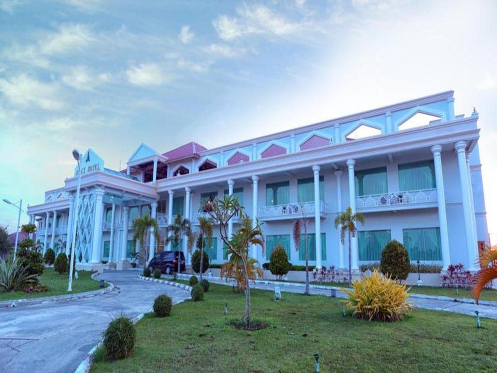 โรงแรมเอเพกซ์ นอปิดอ Naypyidaw ภายนอก รูปภาพ